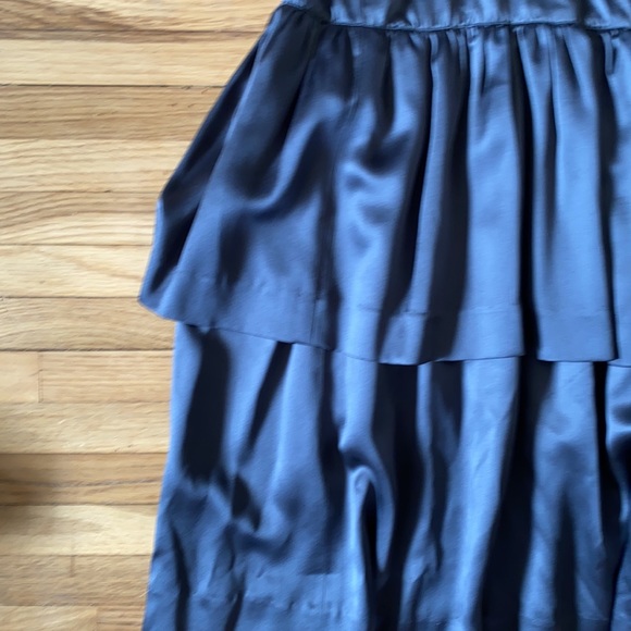 💙 Black 100% silk dress - Picture 2 of 5